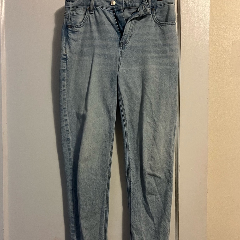 American Eagle Outfitters Light Wash Skinny Jeans